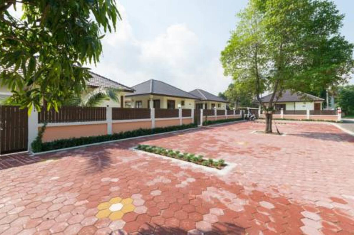 Lucky Villa Residence Hotel Lipa Noi Thailand