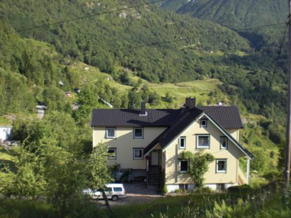 Lunheim Accomodation Hotel Geiranger Norway