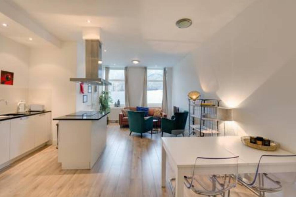 Luxurious Canalview APT with Patio | CITY CENTRE Hotel Amsterdam Netherlands