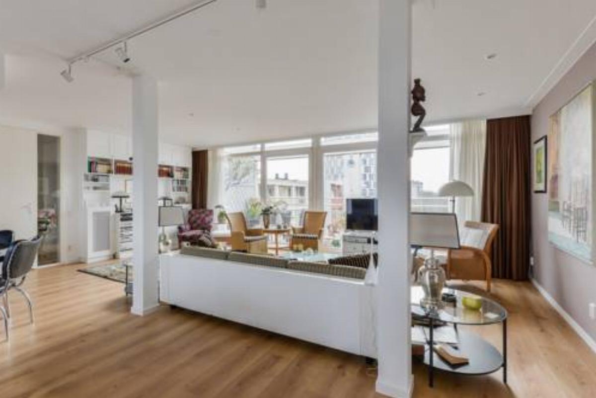 Luxury and Spacious Waterfort apartment Hotel Amsterdam Netherlands