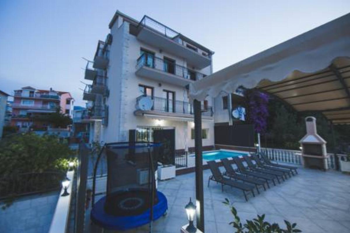 Luxury Apartment Twins Hotel Kamen Croatia