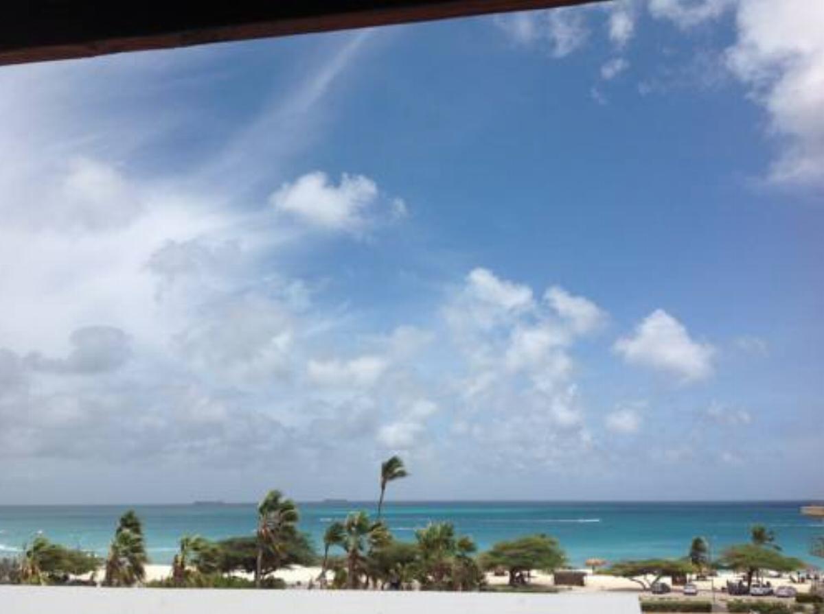 Luxury Oasis Ocean View Condo Hotel Palm-Eagle Beach Aruba