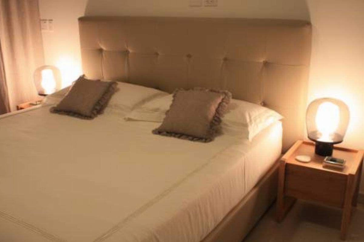 Luxury suite in Seneca Apts Hotel Little Bay Sint Maarten