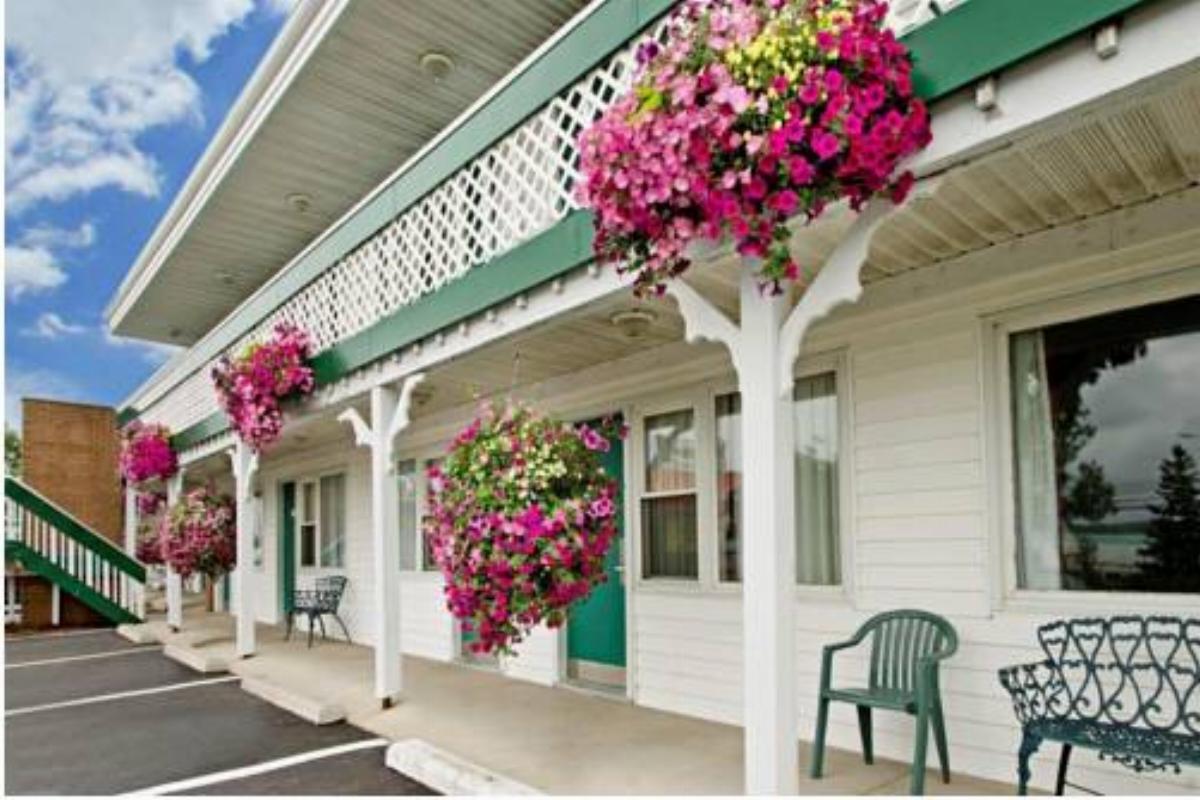 MacPuffin Inn - Canada's Best Value Inn Hotel Port Hawkesbury Canada