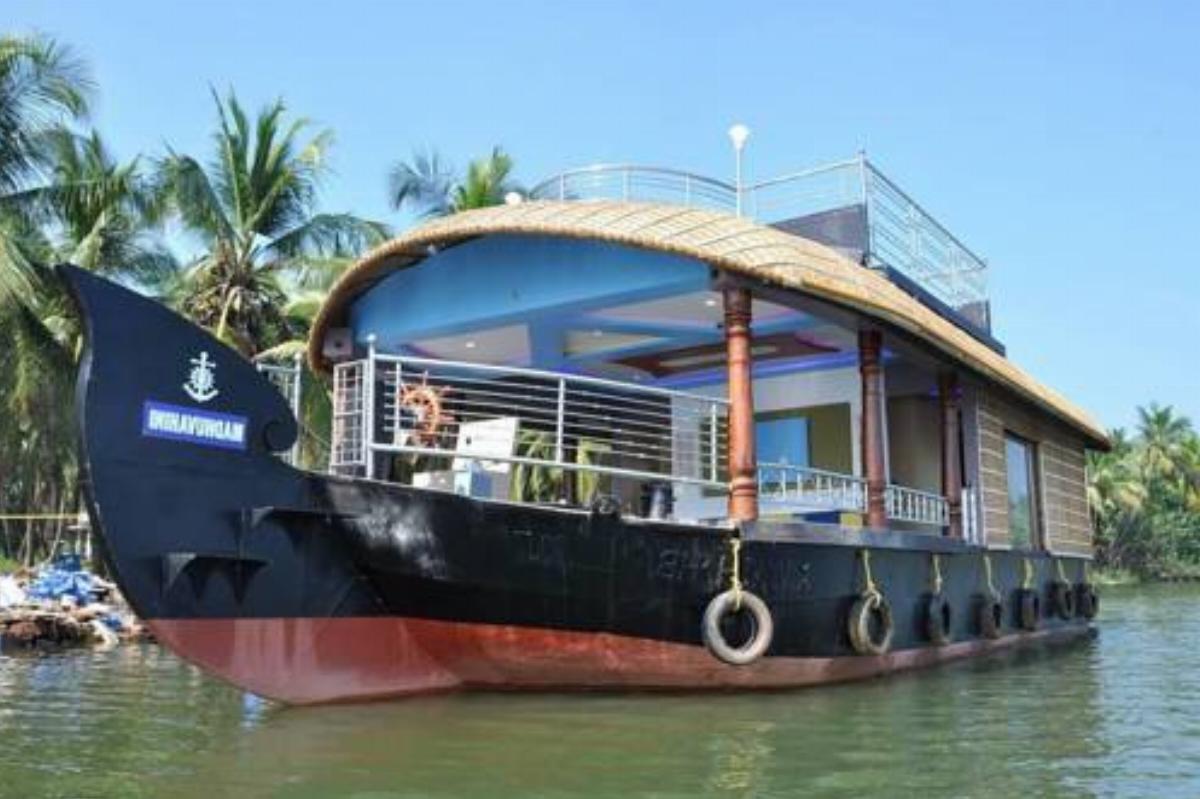Madhuvahini Houseboat Hotel Bekal India