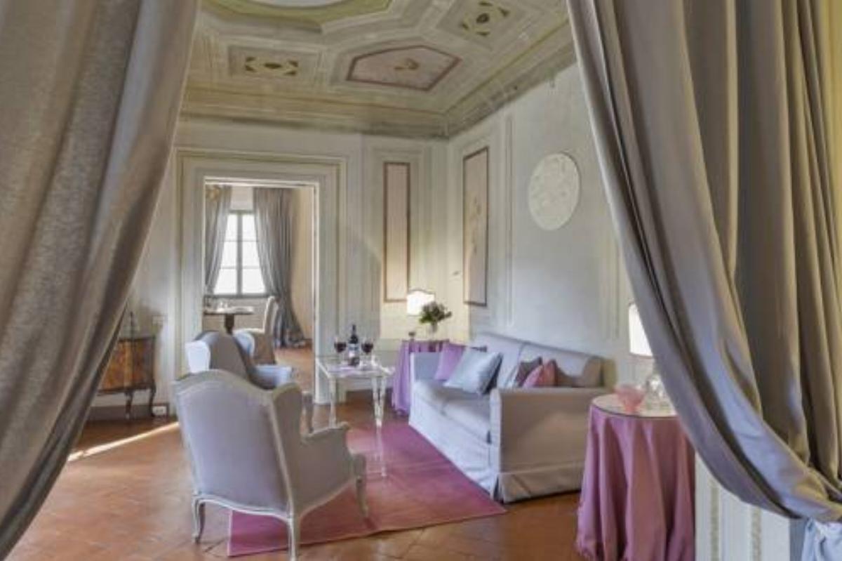 Maggio Frescoes Halldis Apartment Hotel Florence Italy