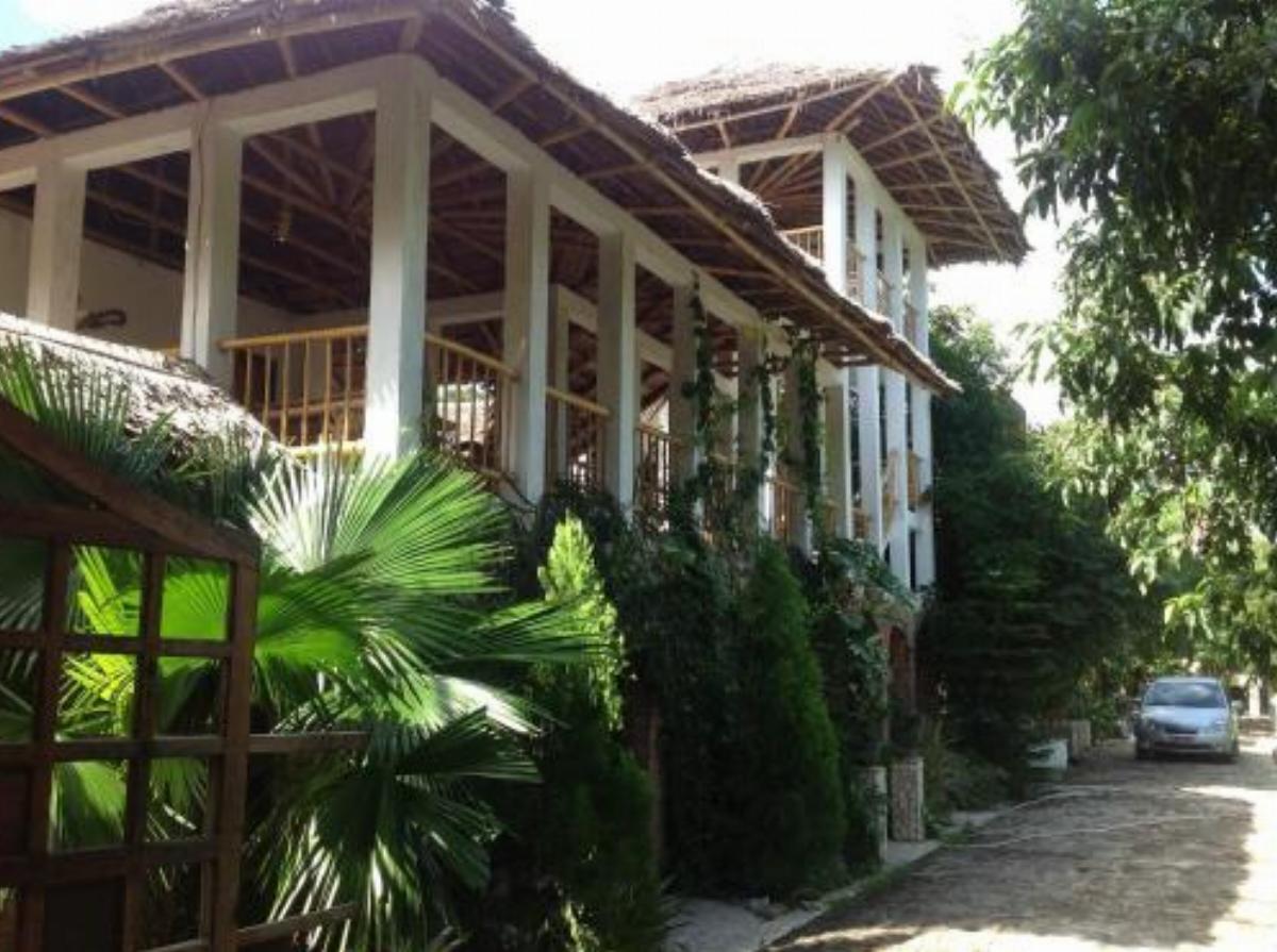 Mangga Lodge Hotel Bira Indonesia