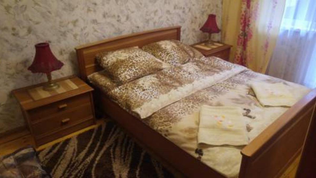 MANGO Apartment on Parkovaya 9 Hotel Kobryn Belarus