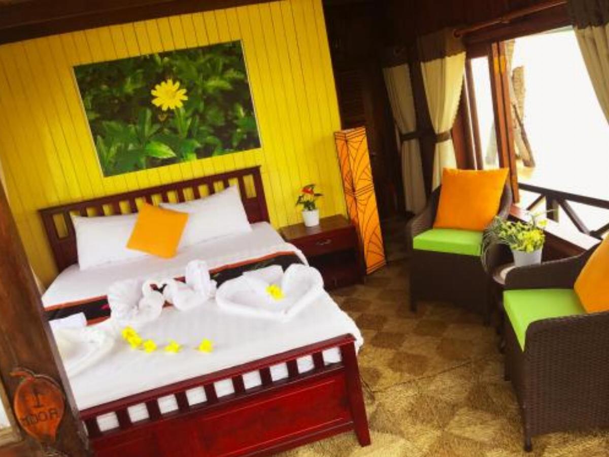 Mango Junk - Lily May Hotel Ben Tre Vietnam