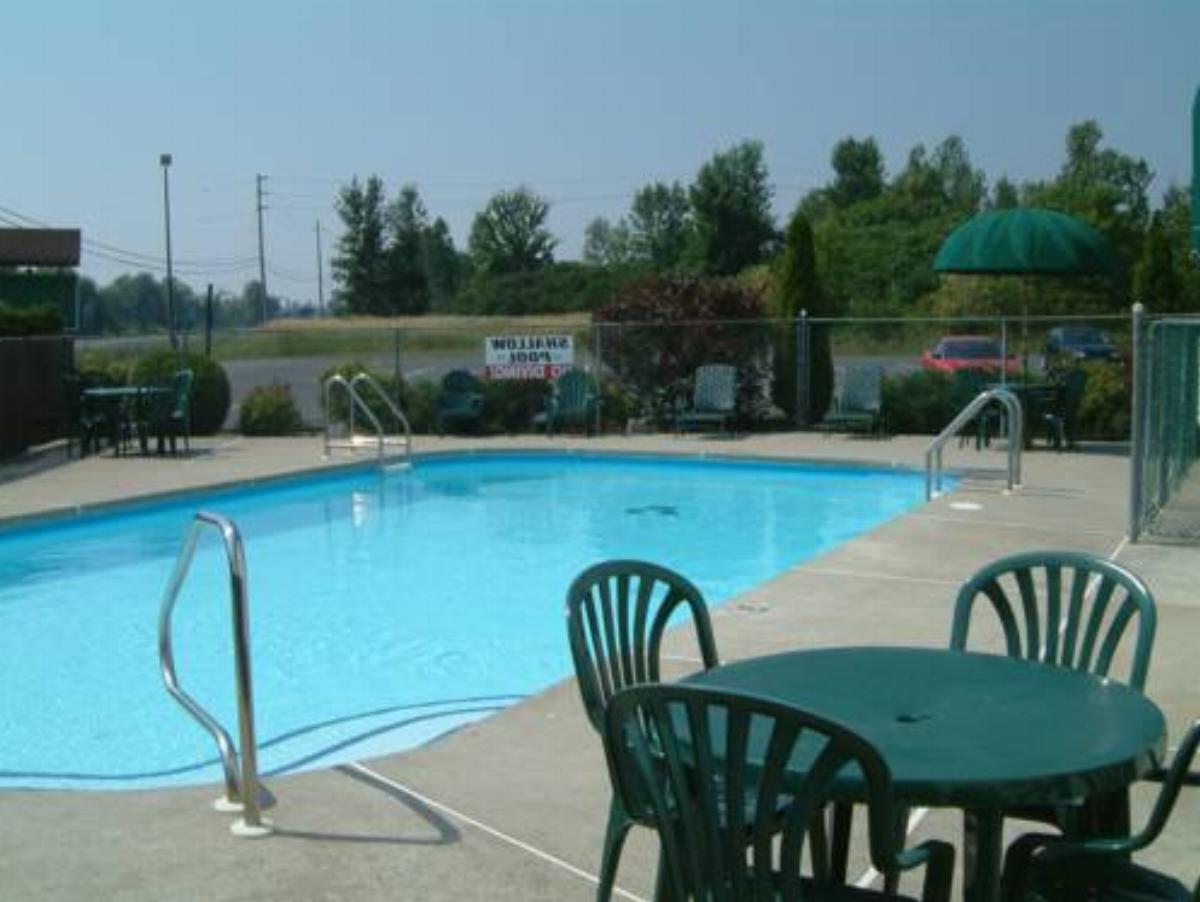 McIntosh Country Inn & Conference Centre Hotel Morrisburg Canada