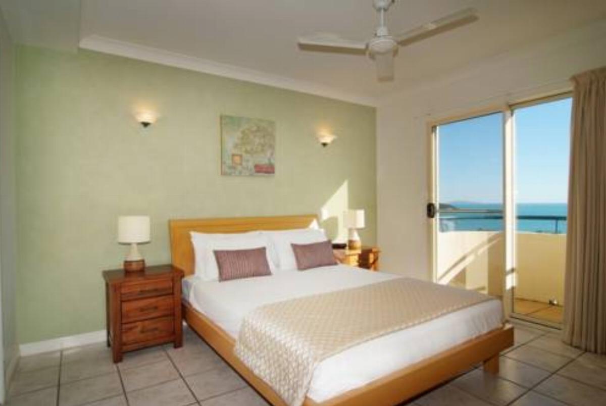 Mediterranean Resorts Hotel Airlie Beach Australia
