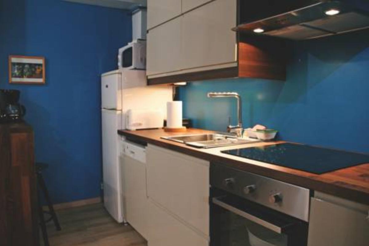 Mets convenient flat Hotel Athens Greece