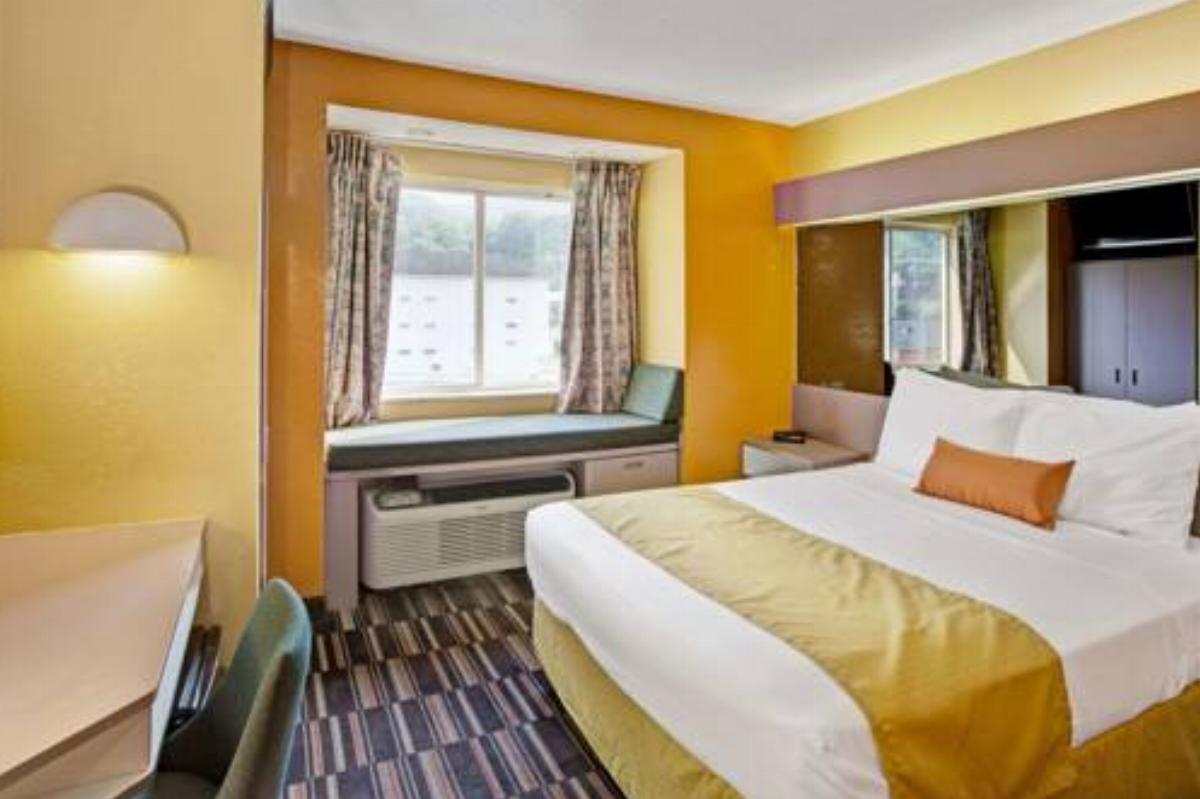 Microtel Inn & Suites by Wyndham Gatlinburg Hotel Gatlinburg USA