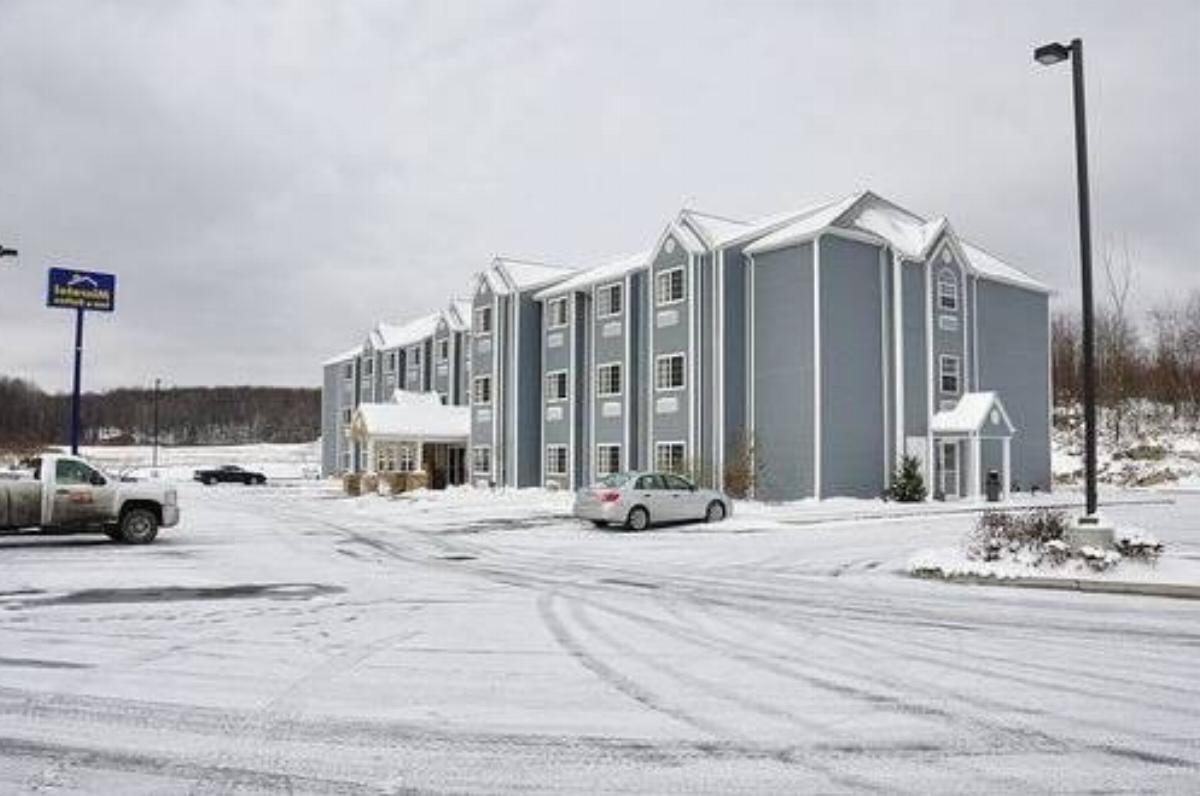 Microtel Inn & Suites by Wyndham Hazelton/Bruceton Mills Hotel Hazelton USA