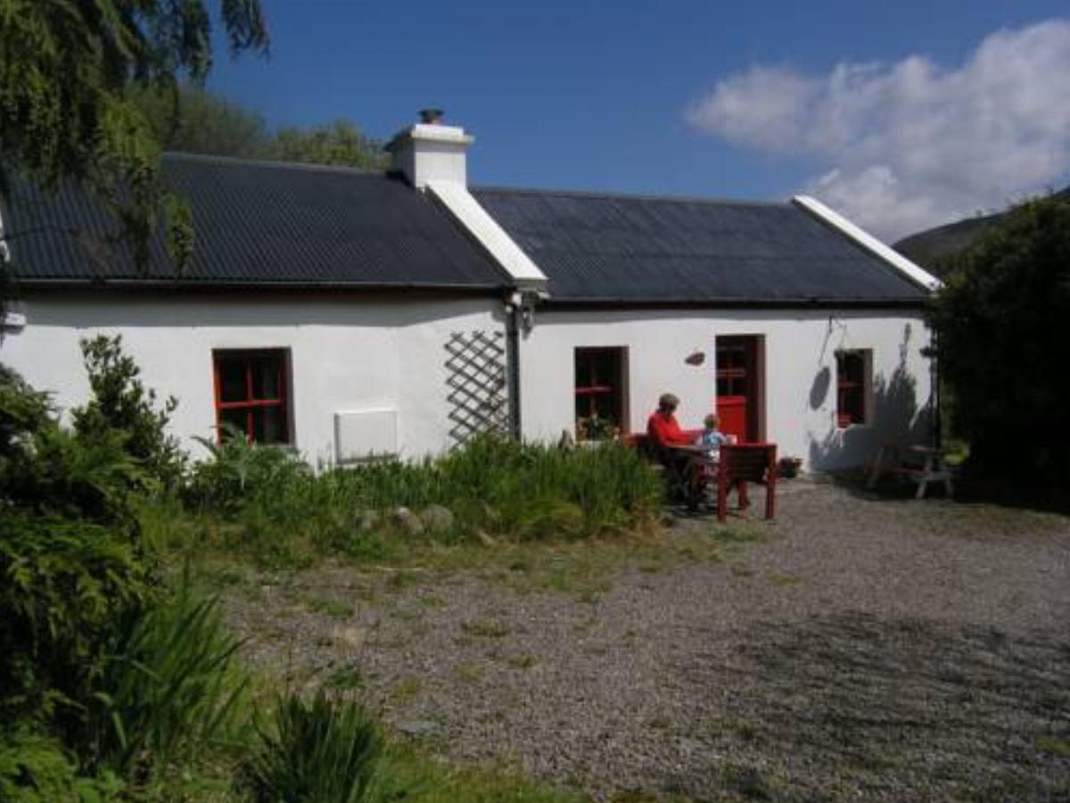 Minie's Cottage Hotel Glenbeigh Ireland