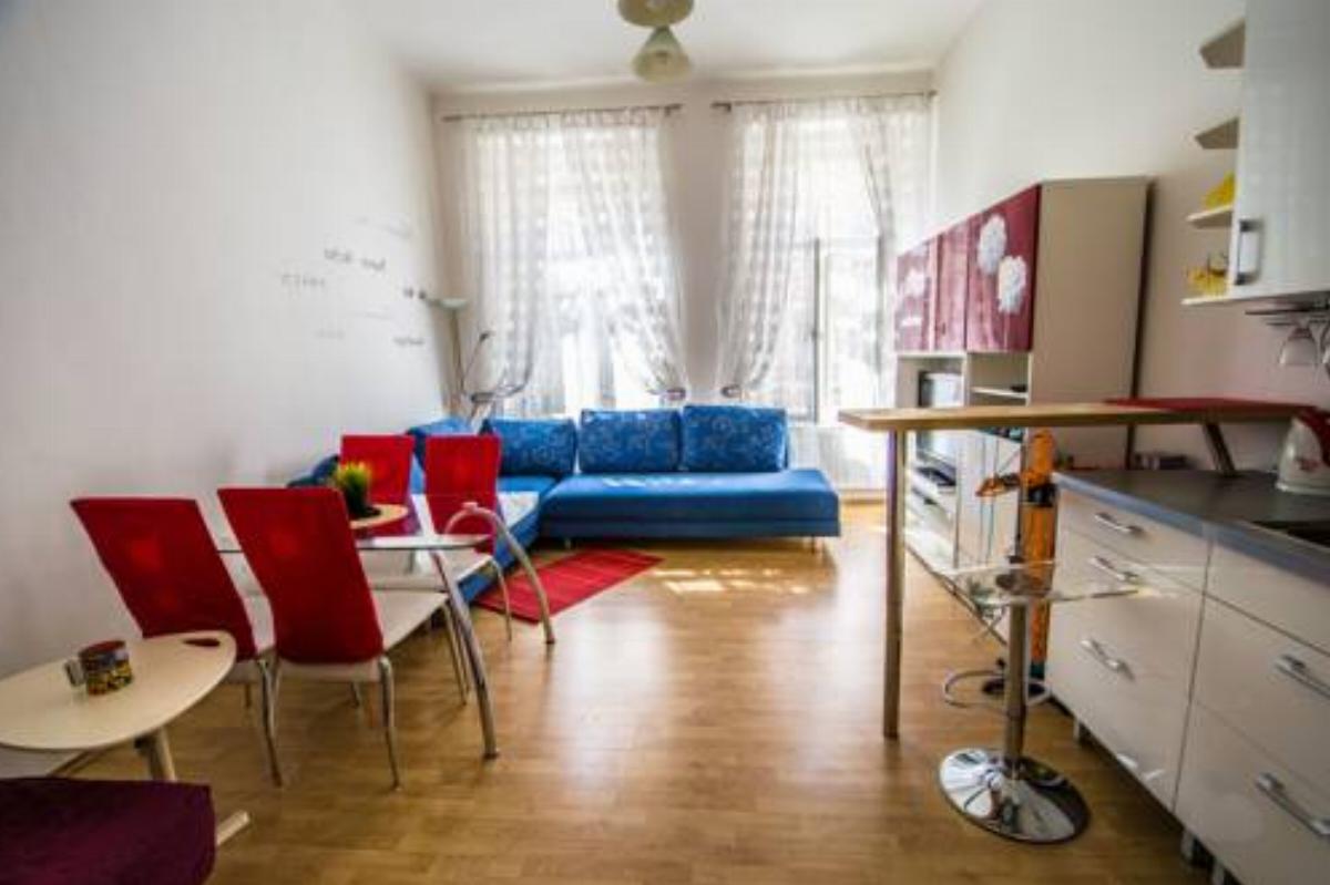 Modern Cozy Apartment by Ruterra Hotel Prague Czech Republic
