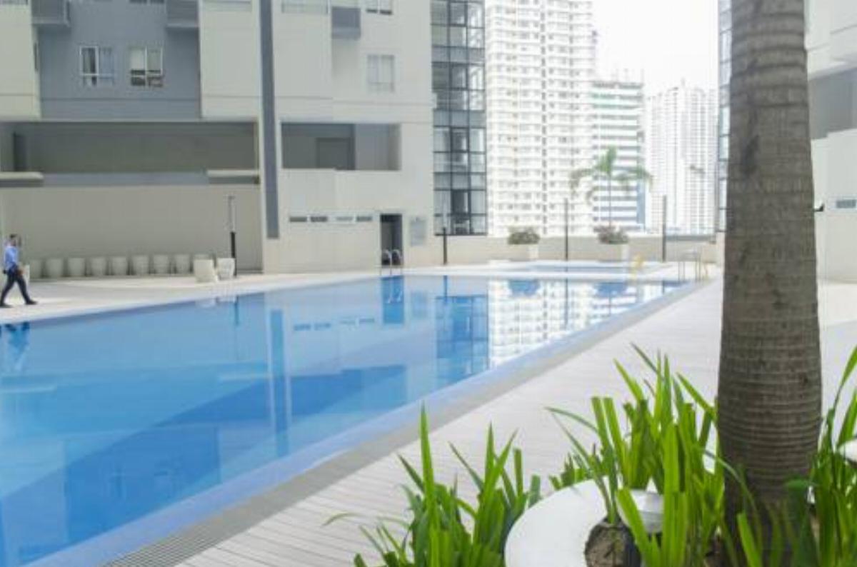Modern Loft Apartment BGC Hotel Manila Philippines
