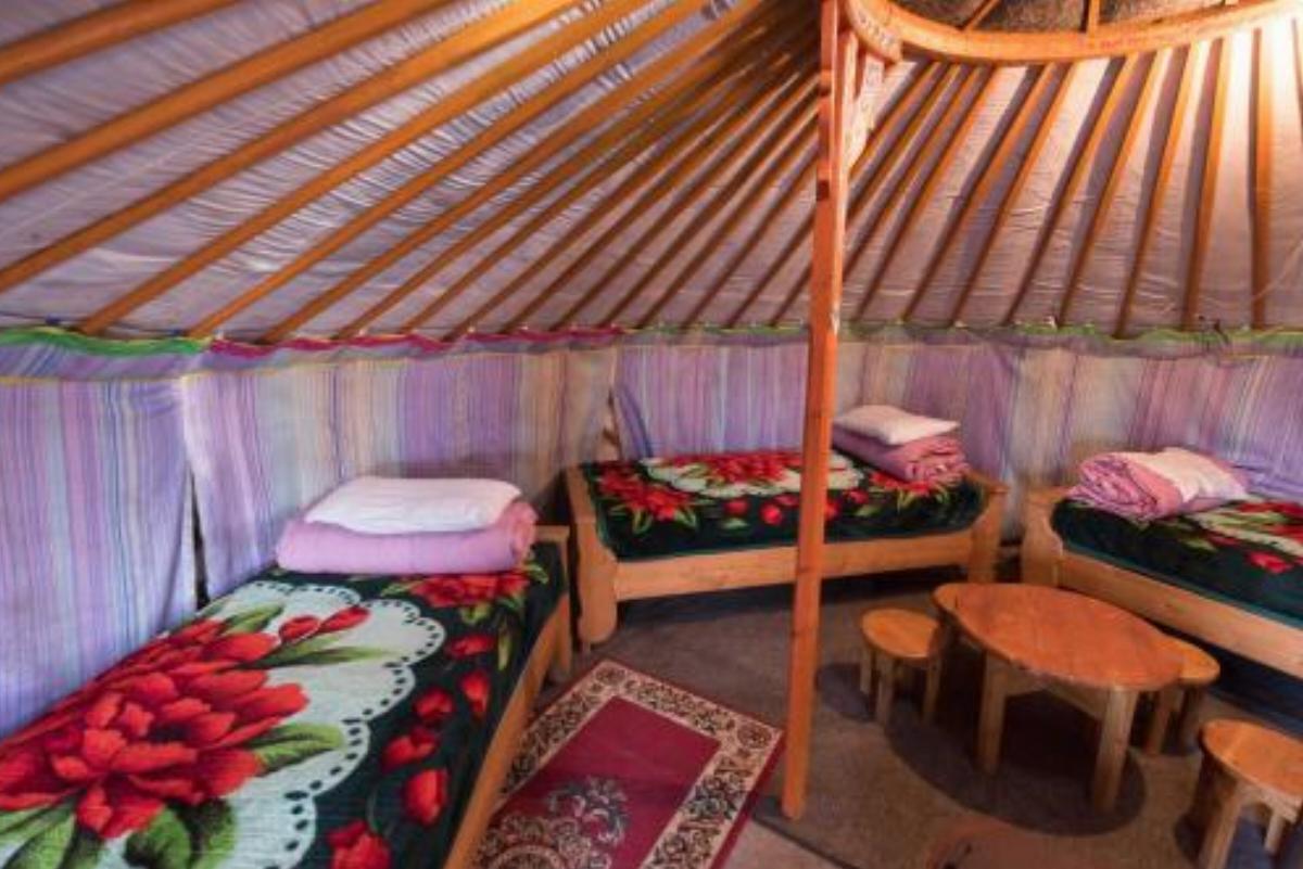 Mongol Ujin Tour Camp Hotel Hatgal Mongolia