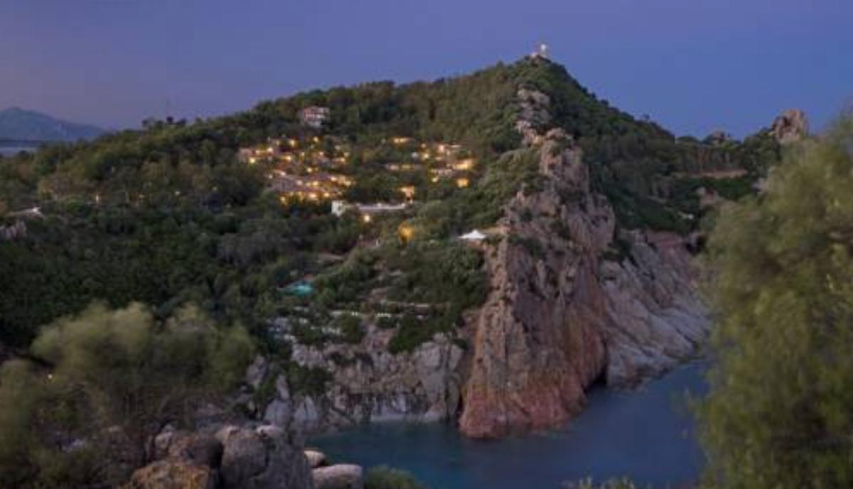 Monte Turri Luxury Retreat Hotel Àrbatax Italy