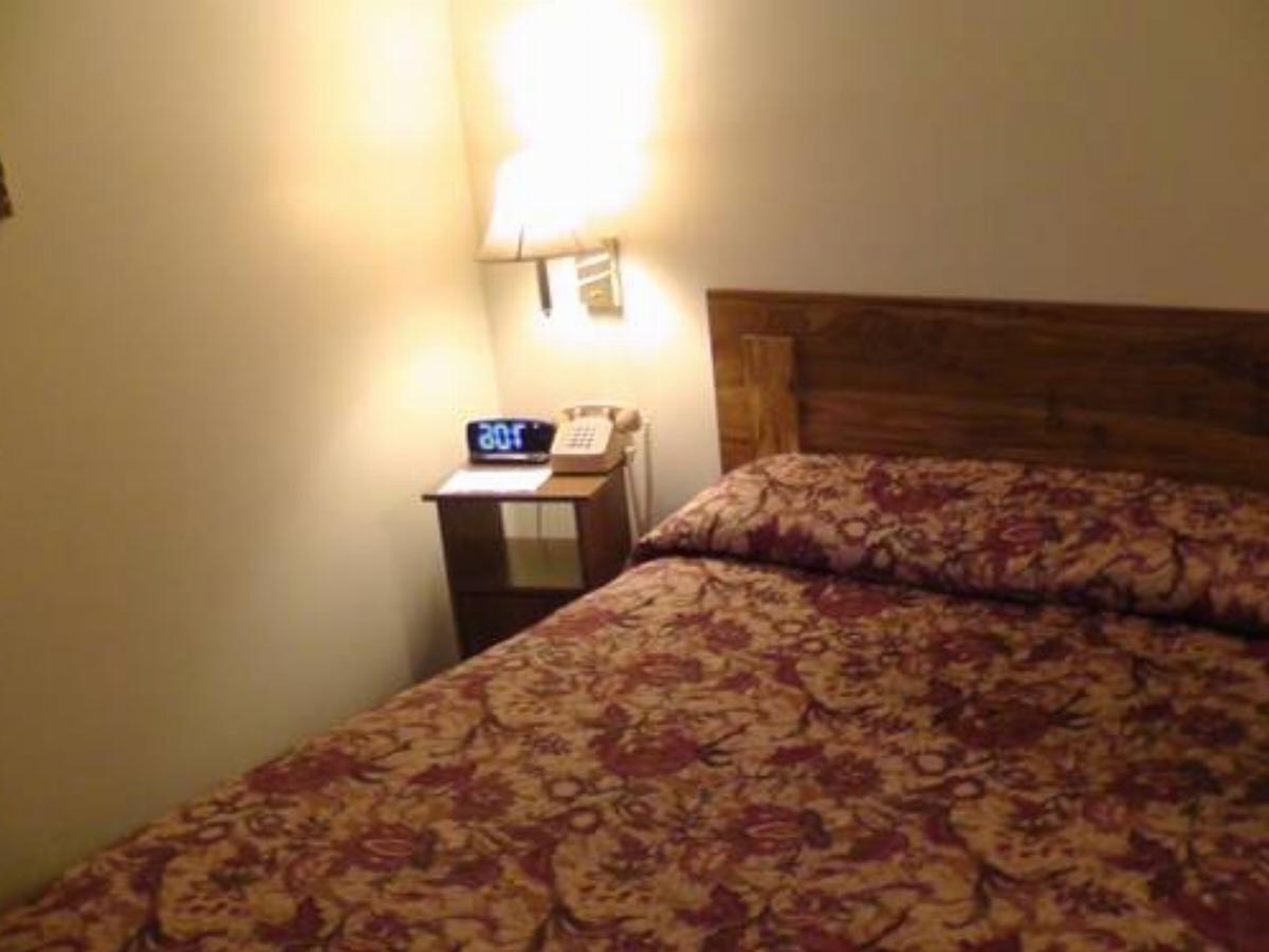 Motel 95 & Campground Hotel Hixton USA