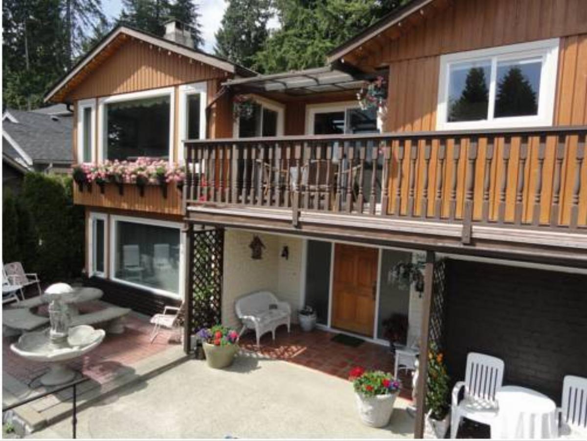 Mountain Bed & Breakfast Hotel North Vancouver Canada
