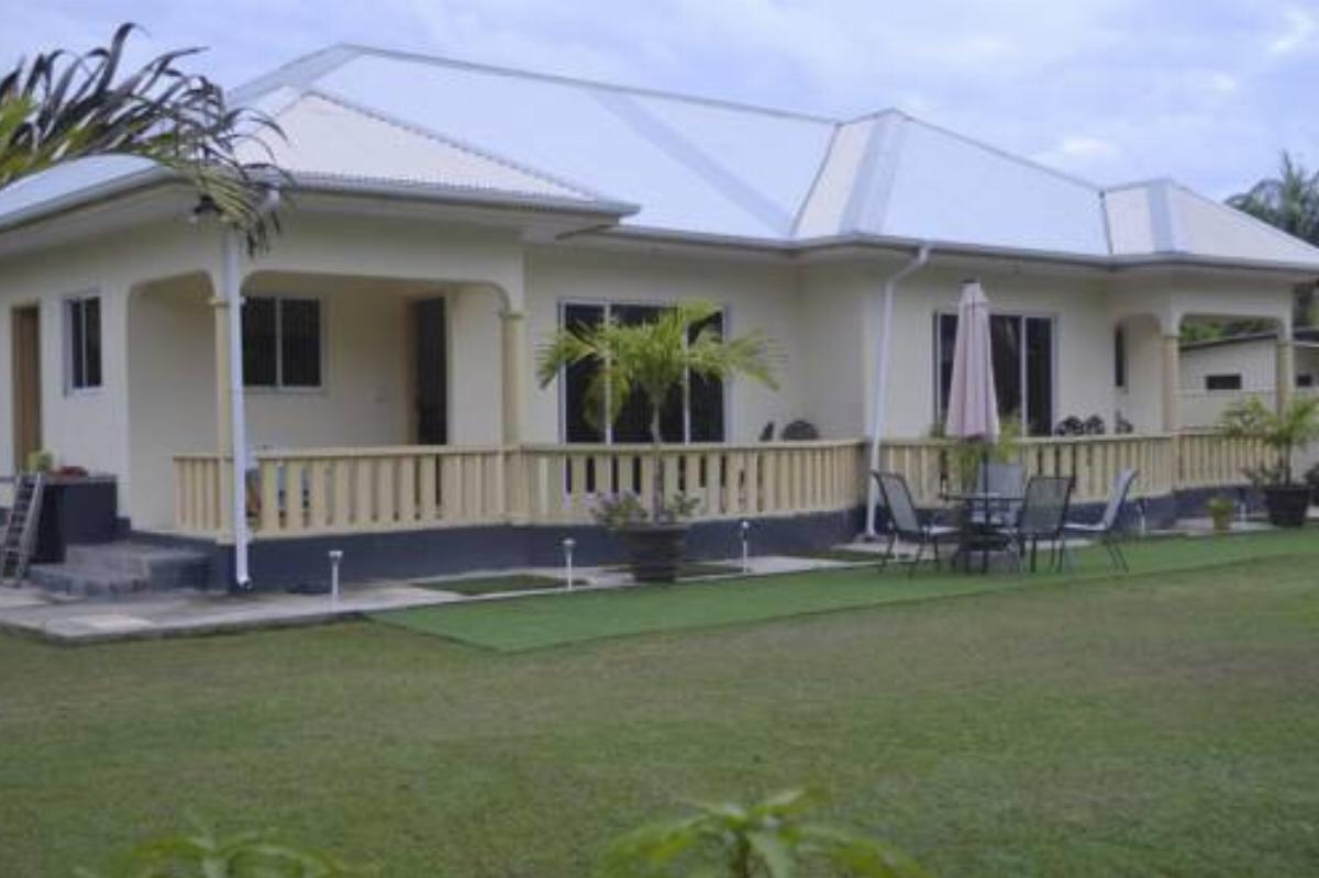 My Ozi Perl New Creole Villas Hotel Grand'Anse Praslin Seychelles