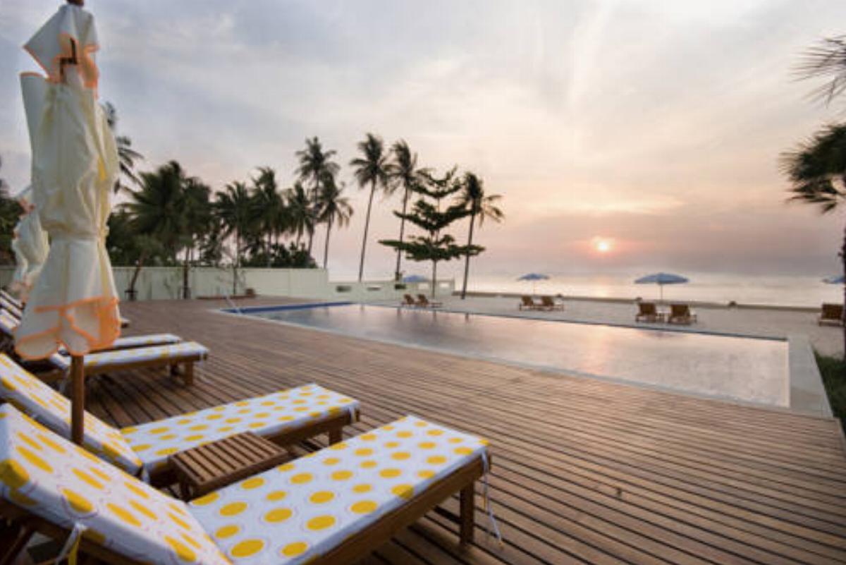 Nantra De Deluxe Hotel Had Yao Beach Thailand