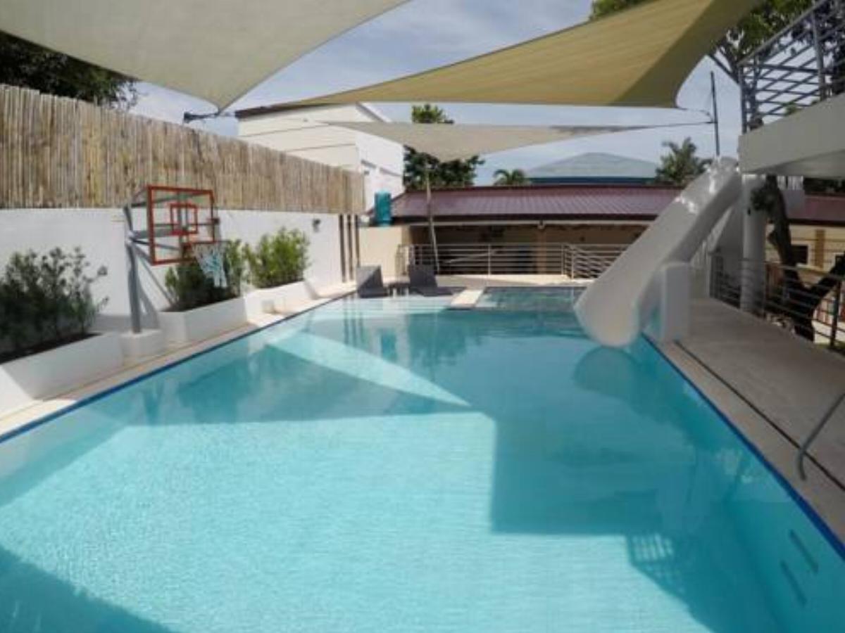 Nathan's Private Pool Hotel Calamba Philippines