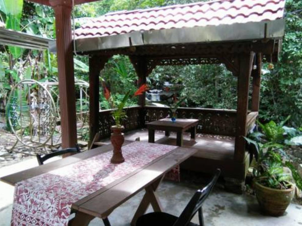 natural camping Hotel Kampong Merbok Malaysia