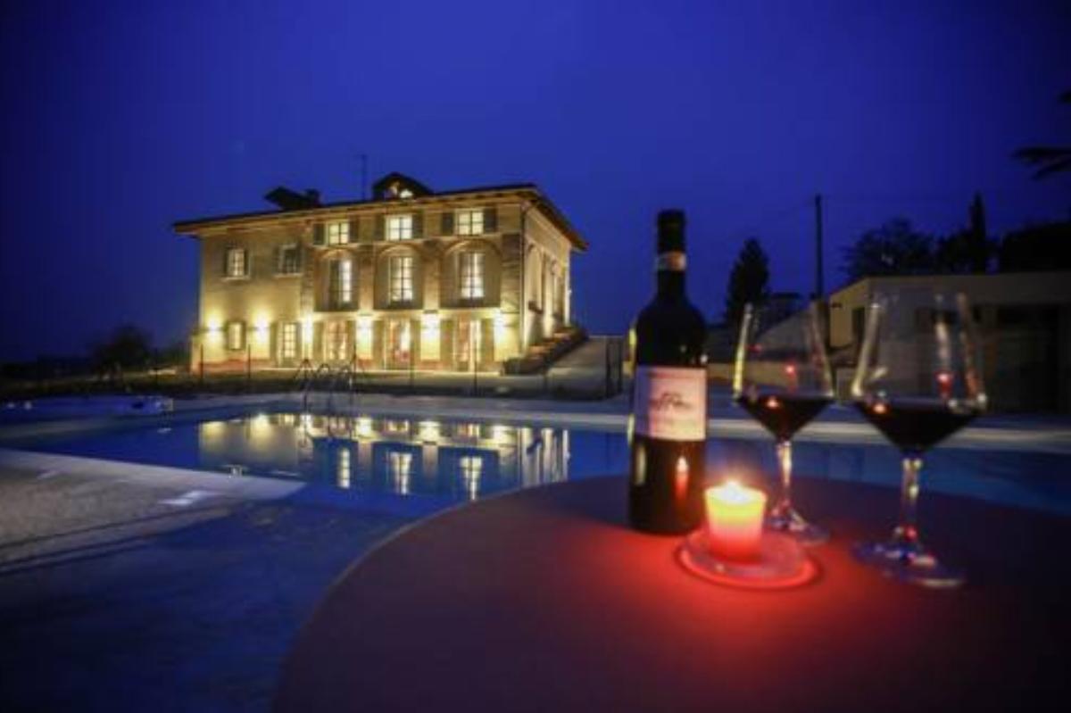 NaturalMente Wine Resort Hotel Agliano Terme Italy