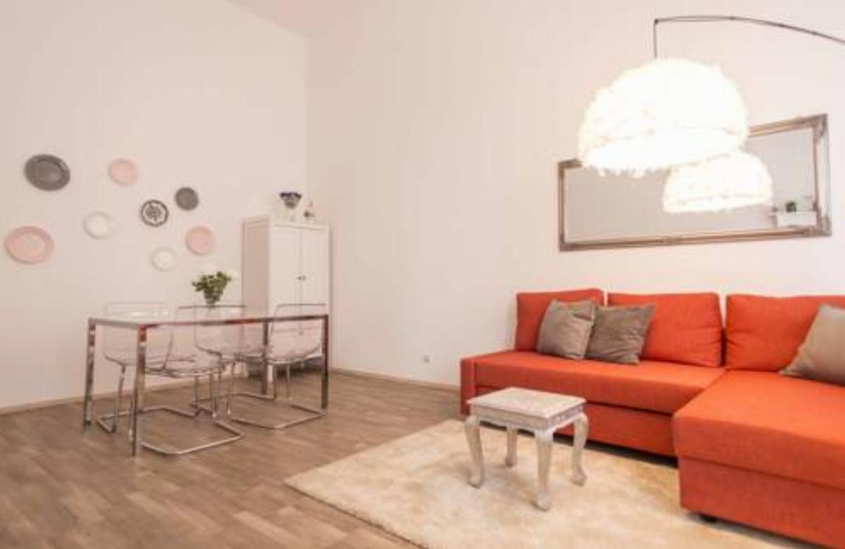 Near to ANDRÁSSY Avenue, 2bedroom, for 6 person Hotel Budapest Hungary