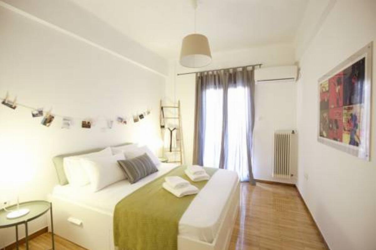 NEWLY RENOVATED MODERN APT, 4 STOPS TO ACROPOLIS Hotel Athens Greece