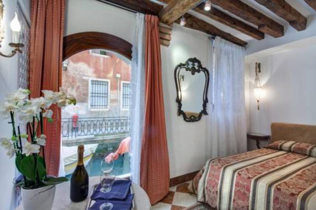 Nice Venice Apartments in San Marco Hotel Venice Italy