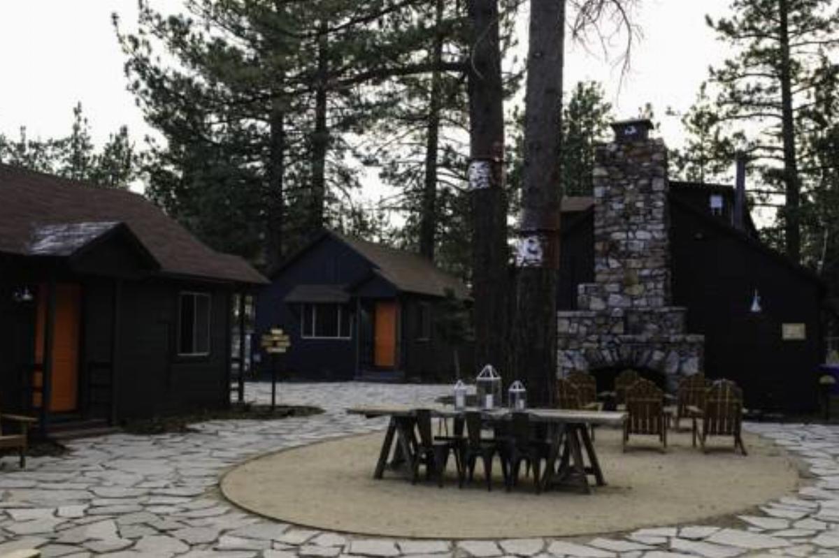Noon Lodge at Mallard Bay Hotel Big Bear Lake USA