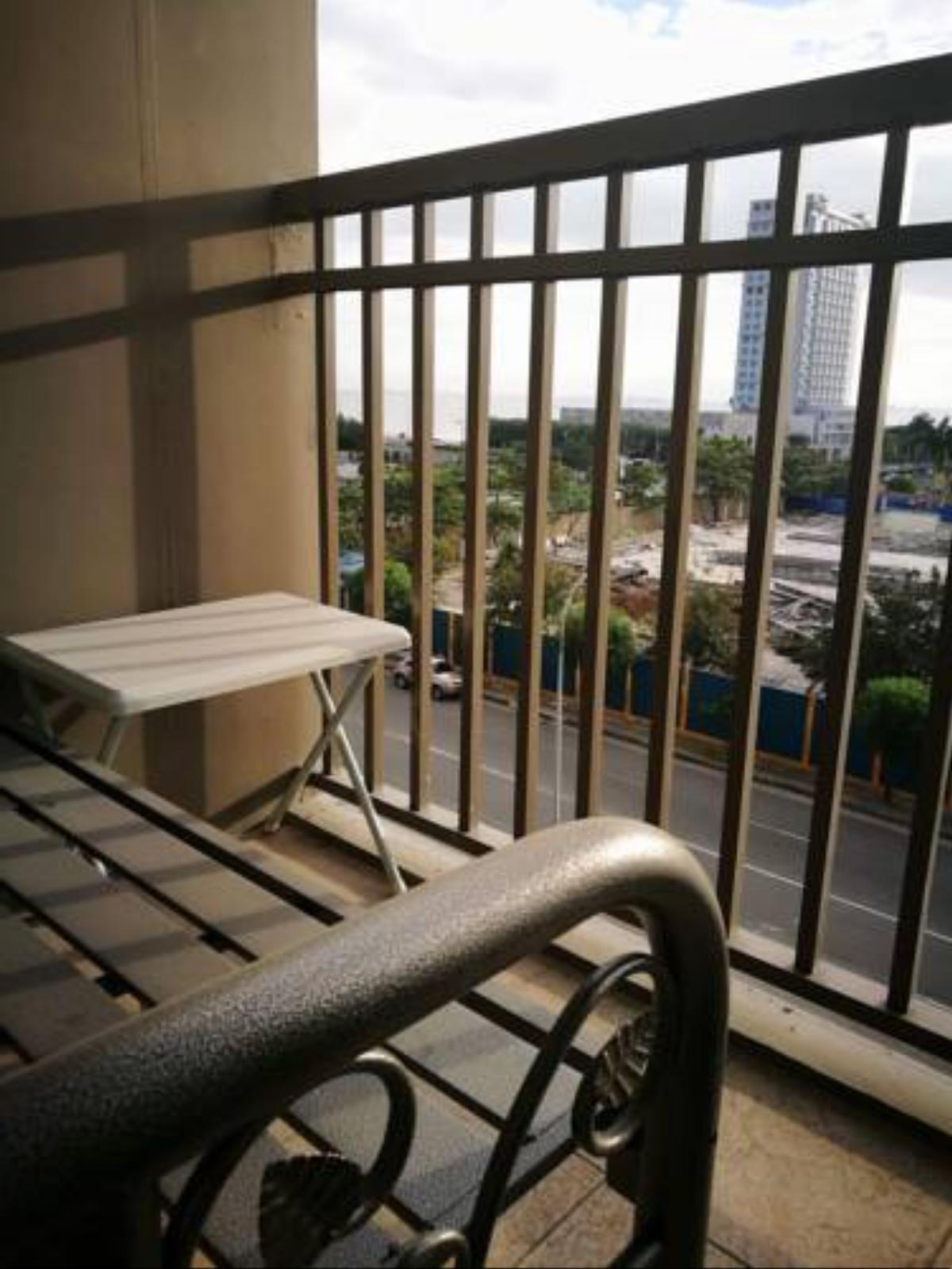 Oceanview 1BR at Shore Residences Hotel Manila Philippines
