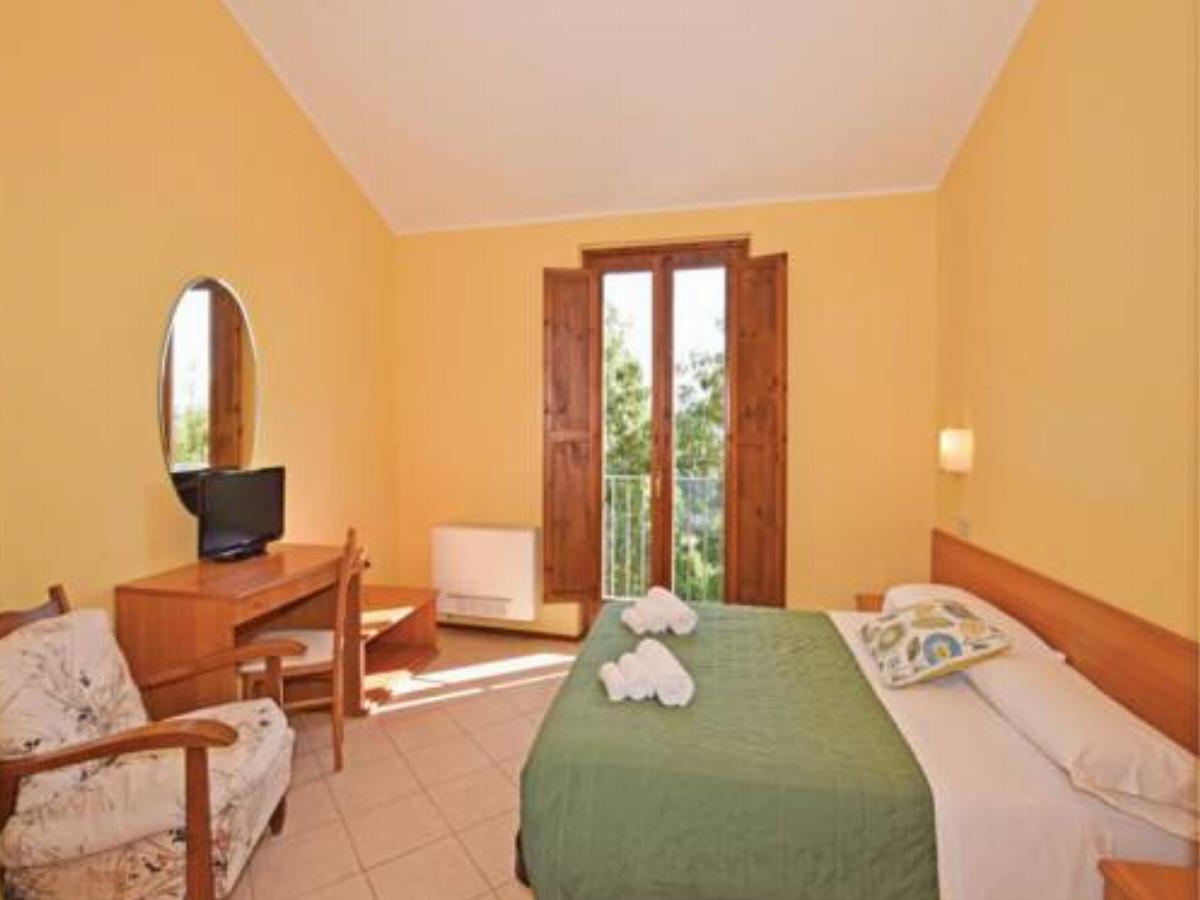 One-Bedroom Apartment in Barni di Serrungarina Hotel Bargni Italy