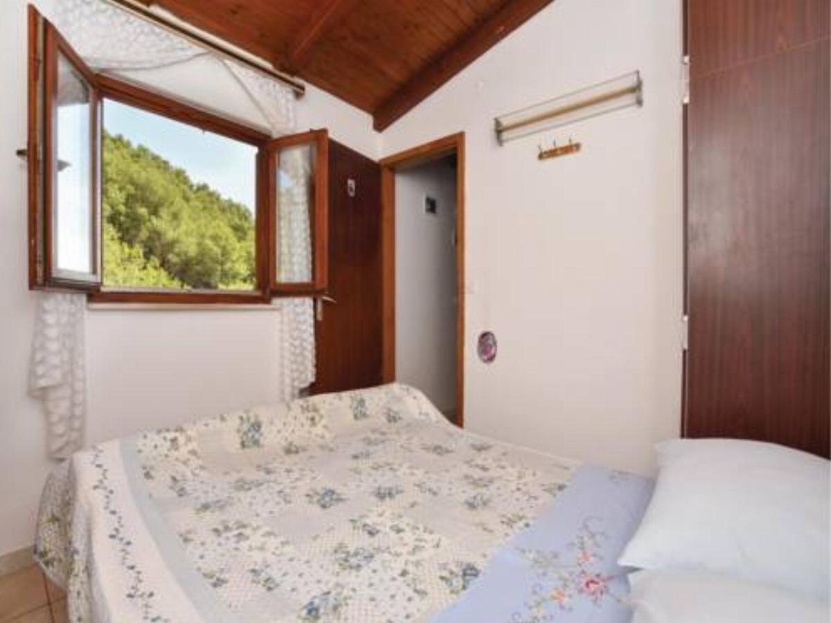 One-Bedroom Apartment in Bogomolje Hotel Bogomolje Croatia