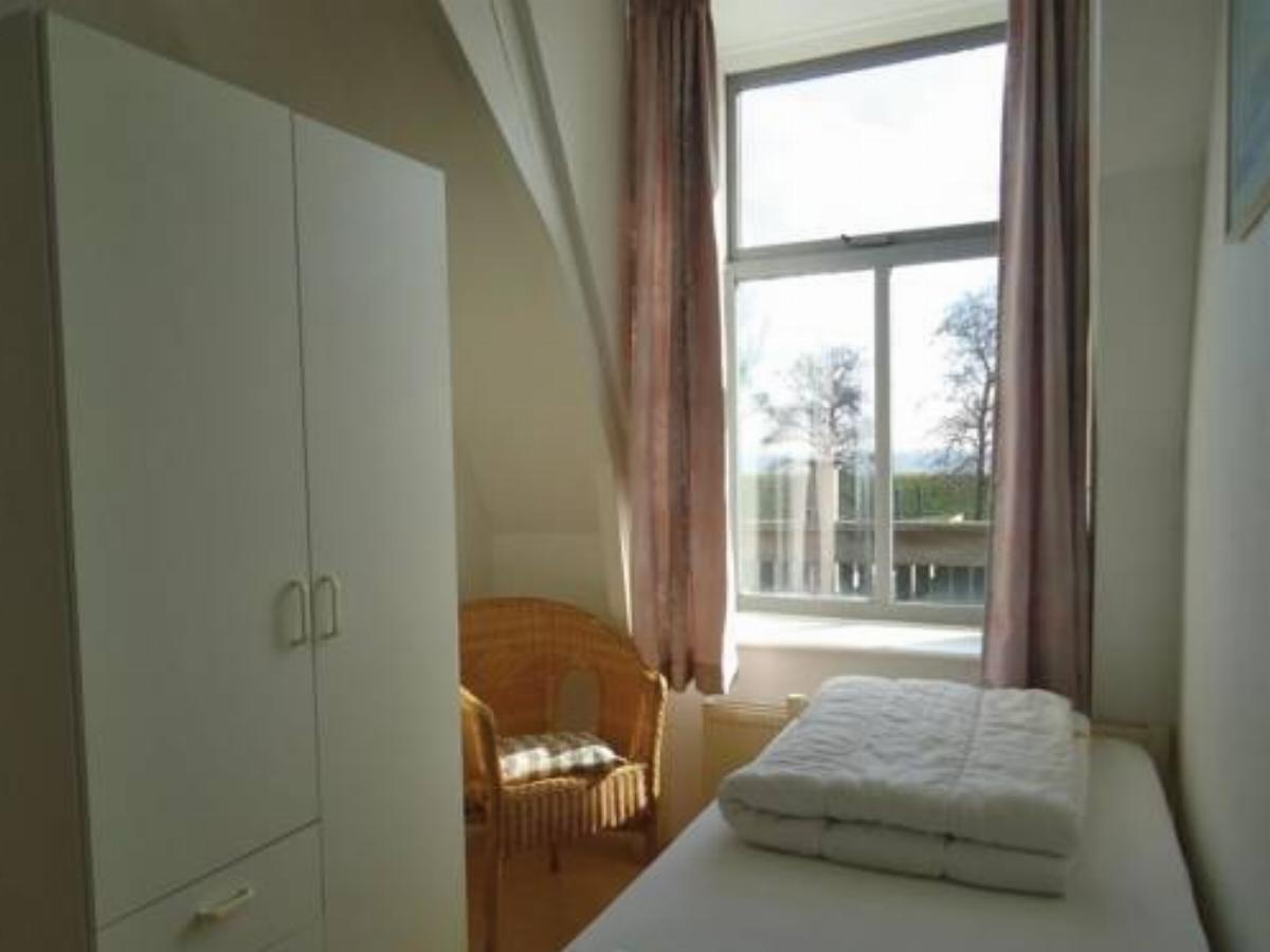 One-Bedroom Apartment with Sea View in Hindeloopen Hotel Hindeloopen Netherlands