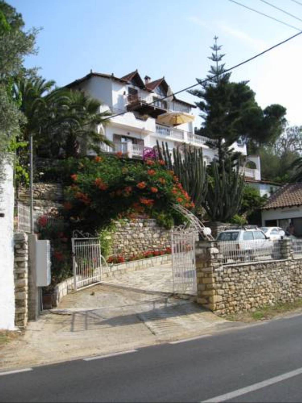 Ostria Vromolimnos Apartments Hotel Kolios Greece