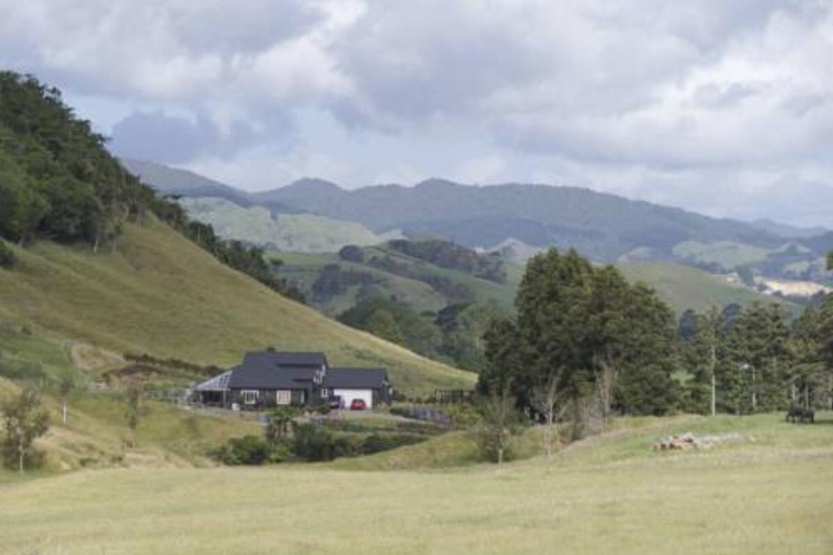 Otesha Falls Hotel Waihi New Zealand