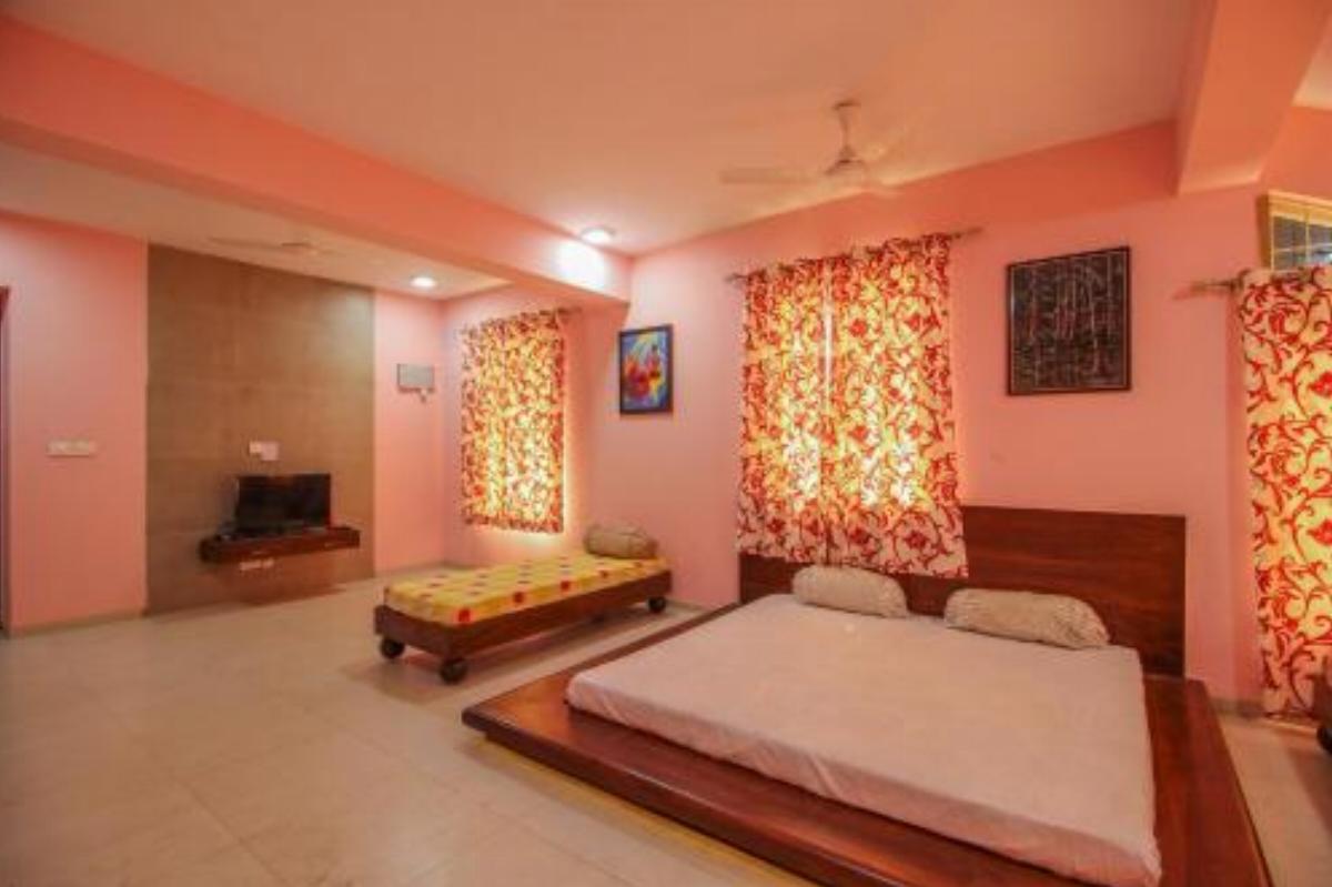 OYO 10285 Home Hill top 3BHK Bambolim Hotel Bambolim India