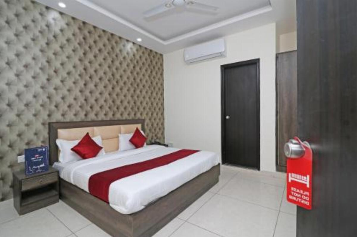 OYO 12472 Hotel Galaxy Hotel Faridabad India