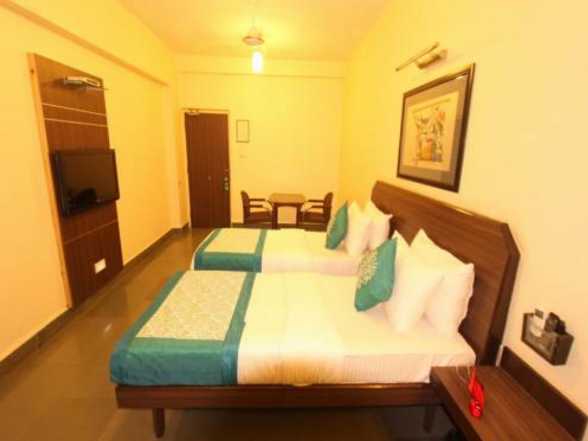 OYO 2085 Hotel Hospice Hotel Sūrat India