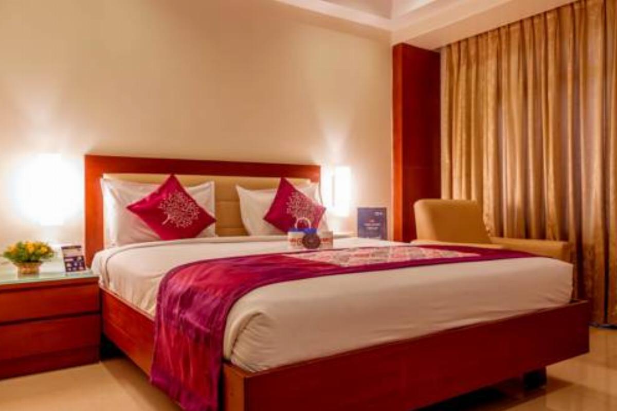 OYO Premium CBM Compound Road Hotel Visakhapatnam India