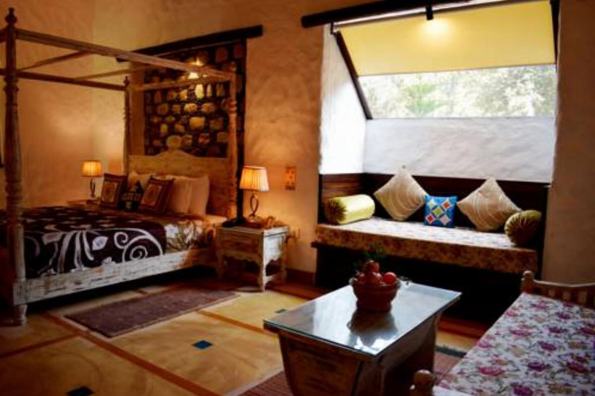 Paatlidun Safari Lodge, Jim Corbett Hotel Garjia India