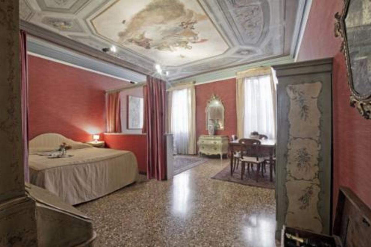 Palazzetto San Lio, Rialto Hotel Venice Italy