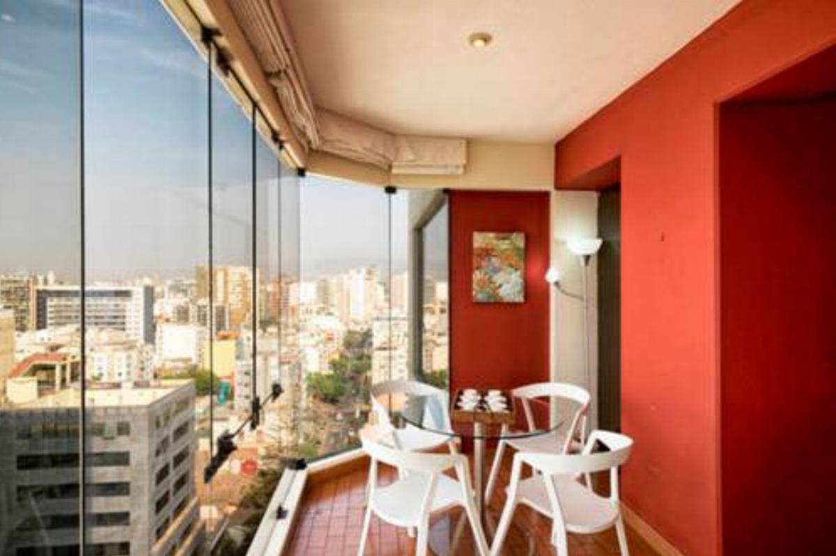 Panoramic Ocean View Apartment in Malecon cisneros, Miraflores Hotel Lima Peru