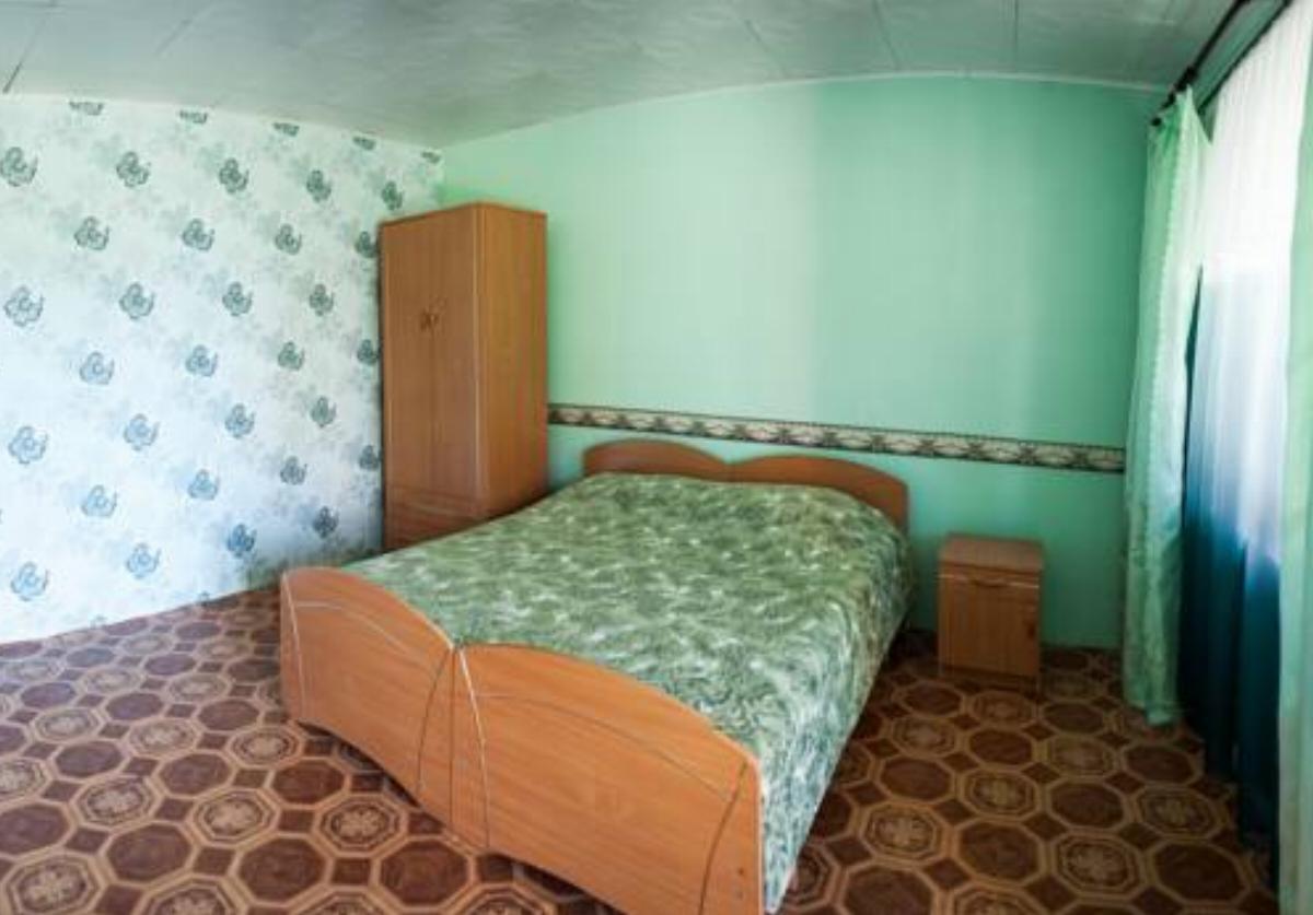 Pansionat Solnechny Hotel Chornomorskoe Crimea