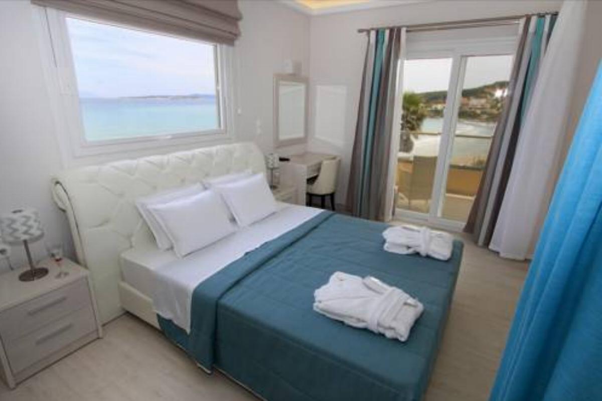 Paralia Luxury Suites Hotel Agios Stefanos Greece