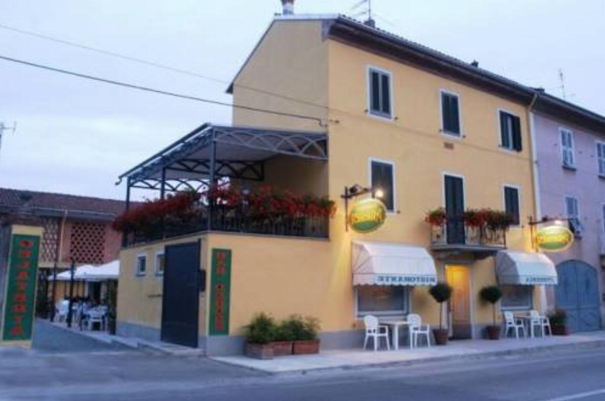 Passeggeri Club House Hotel Cassine Italy